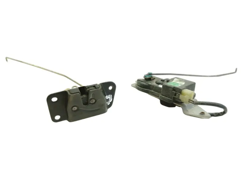 CERRADURA MALETERO / PORTON 817654A001 Profesional