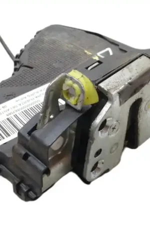 CERRADURA PUERTA DELANTERA IZQUIERDA A084219 Precio Económico