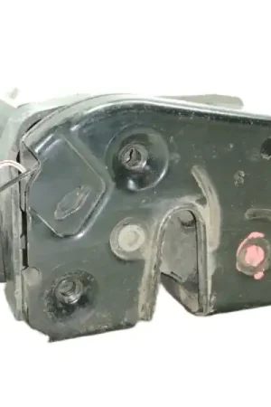Última Versión CERRADURA PUERTA DELANTERA IZQUIERDA A4147200035 456201001001