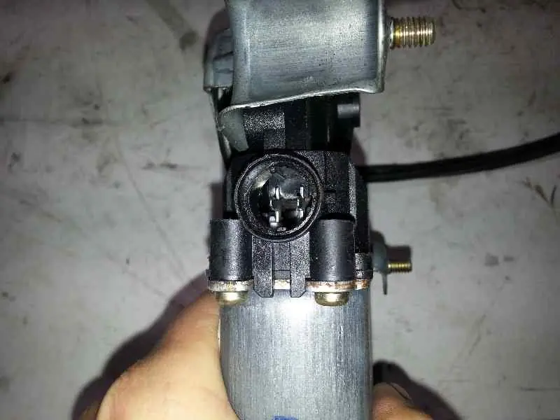 Última Oportunidad ELEVALUNAS DELANTERO IZQUIERDO 400733T3 ARVINMERITOR