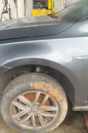Solo Por Tiempo Limitado ALETA DELANTERA IZQUIERDA 5G0821105B