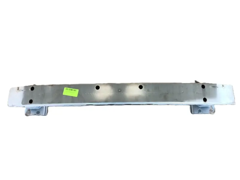 REFUERZO PARAGOLPES DELANTERO 5202105040 De Moda