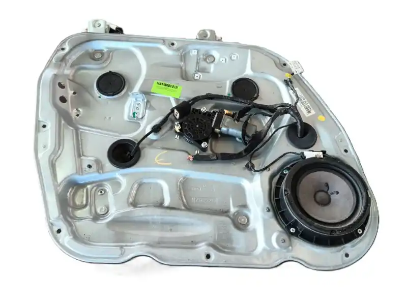 ELEVALUNAS DELANTERO IZQUIERDO 824011D010 824701D010 Alta Calidad