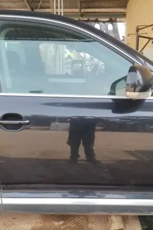 Edición Limitada PUERTA DELANTERA DERECHA