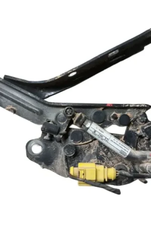 Precio Reducido BISAGRA CAPOT DELANTERO IZQUIERDO 5NA823301G 103879412
