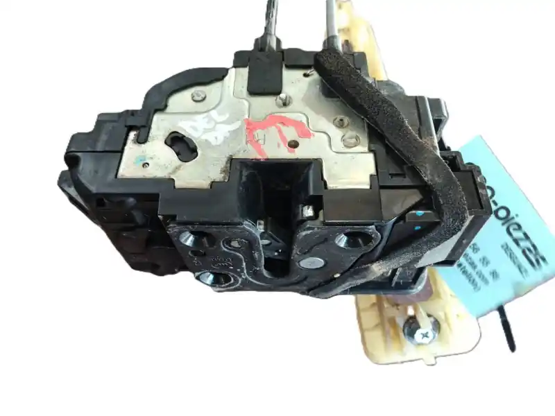 Precio Económico CERRADURA PUERTA DELANTERA DERECHA 813202B030 813202B020DB2