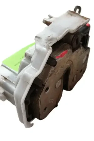 CERRADURA PUERTA DELANTERA DERECHA 50513051 Descuento