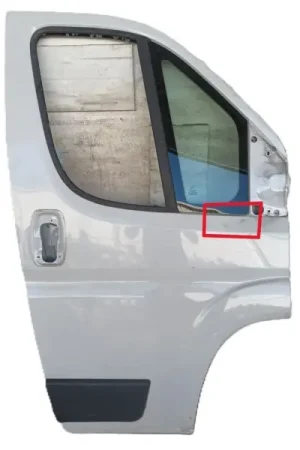 PUERTA DELANTERA DERECHA 46862839 Alta Calidad