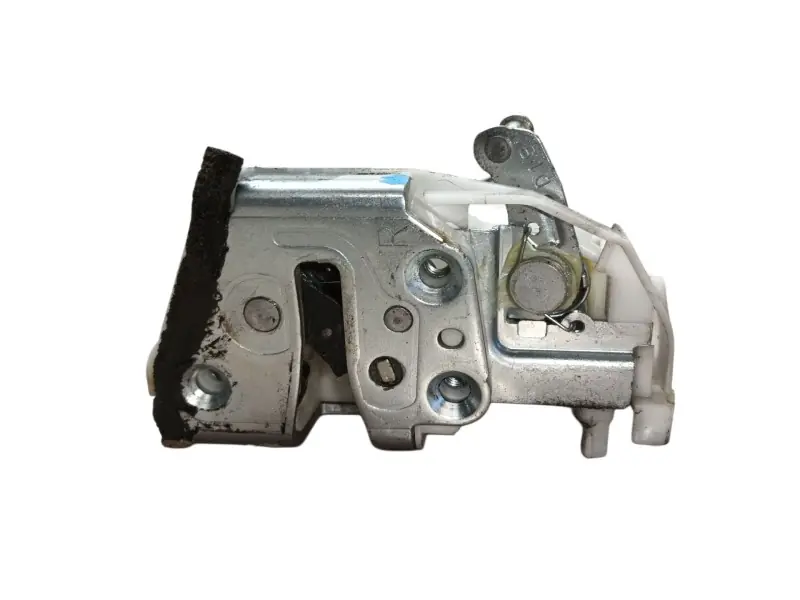 CERRADURA PUERTA TRASERA DERECHA 8230162J22000 Mayoreo
