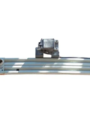 Auténtico REFUERZO PARAGOLPES DELANTERO 620305FA0J 5FA4A