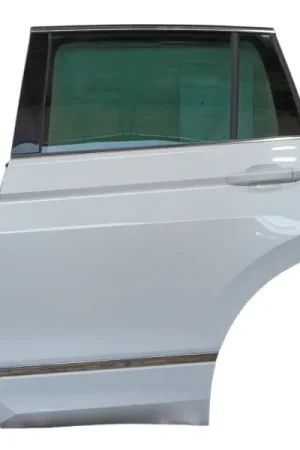 PUERTA TRASERA IZQUIERDA 5NA833055J 5NA839915 Mayoreo