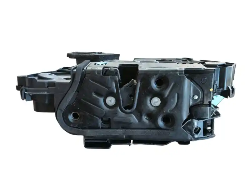 Imprescindible (Must-Have) CERRADURA PUERTA DELANTERA IZQUIERDA 5NB837015E JPS040322