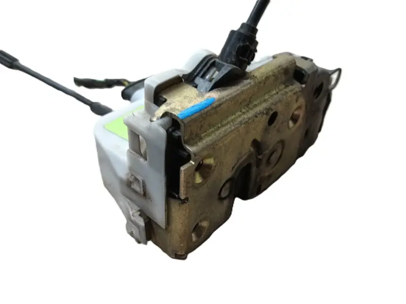 Precio De Oferta CERRADURA PUERTA DELANTERA IZQUIERDA 9135P3