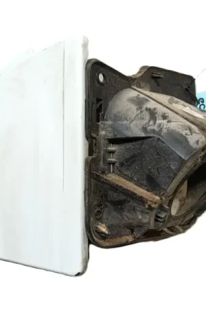 TAPA EXTERIOR COMBUSTIBLE 765M63924R 781200017R Moderno