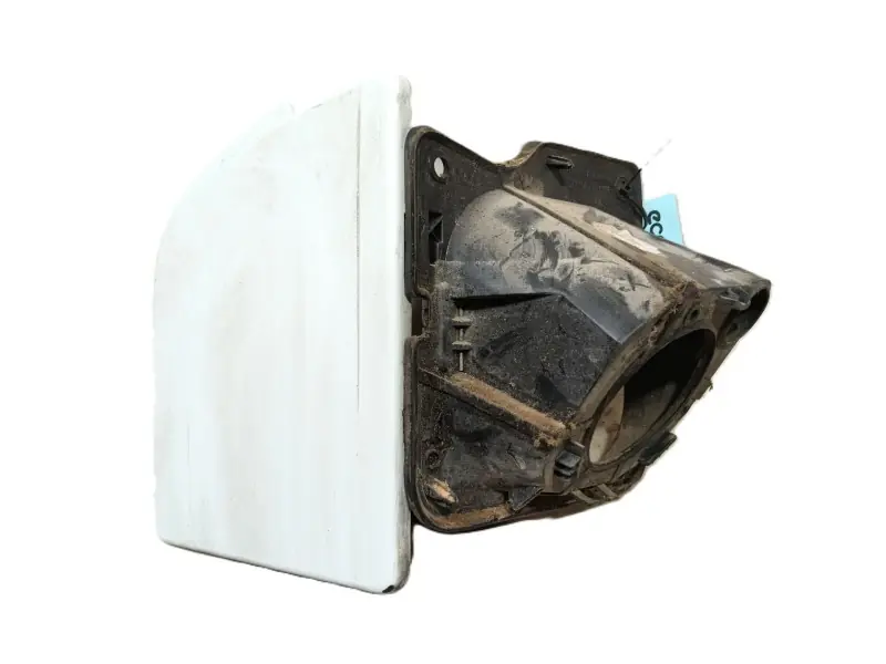 TAPA EXTERIOR COMBUSTIBLE 765M63924R 781200017R Moderno