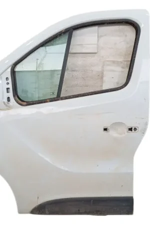 PUERTA DELANTERA IZQUIERDA 801015773R Mayoreo