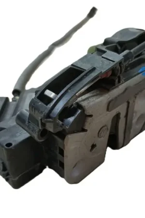 Precio Reducido CERRADURA PUERTA DELANTERA IZQUIERDA 2070970 BM5AA21813AD