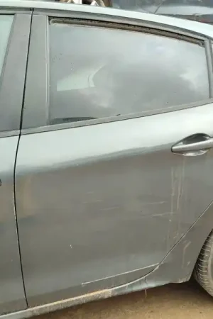 PUERTA TRASERA IZQUIERDA Compra Hoy