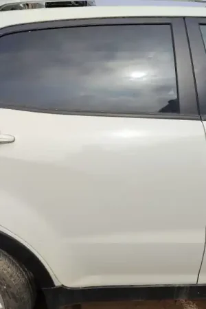 PUERTA TRASERA DERECHA Compra Hoy