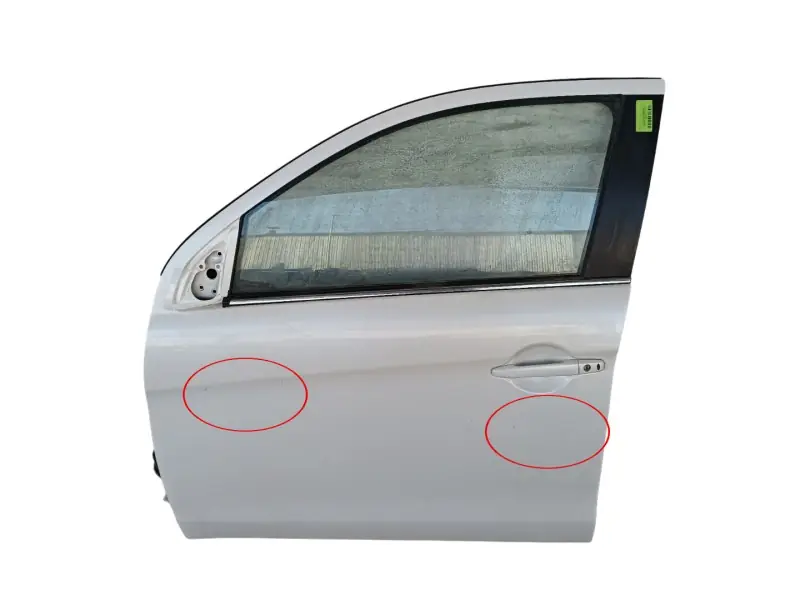 PUERTA DELANTERA IZQUIERDA 5700C207 Ordena Ya