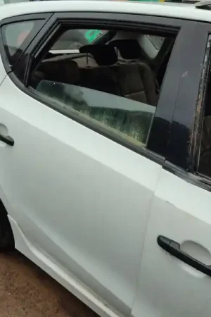 PUERTA TRASERA DERECHA Nueva Colección