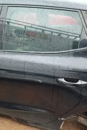 Directo De Fábrica PUERTA TRASERA IZQUIERDA