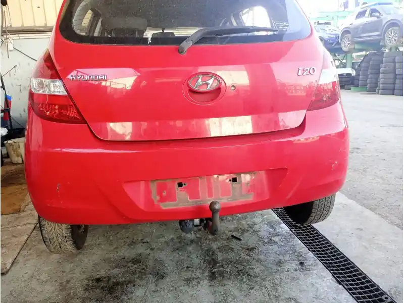 PARAGOLPES TRASERO Precio Económico