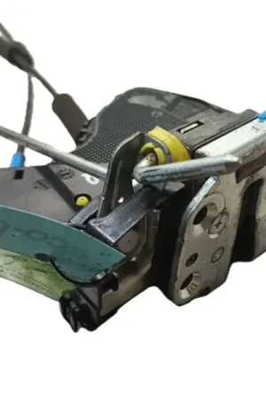 CERRADURA PUERTA DELANTERA IZQUIERDA 6904042241 5080705 Económico