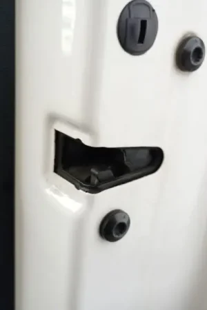 Disponible Ahora CERRADURA PUERTA DELANTERA DERECHA