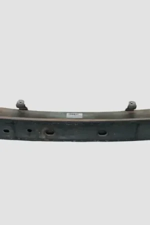 Moderno REFUERZO PARAGOLPES DELANTERO 1363606